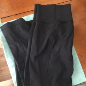 Lululemon black flair pants